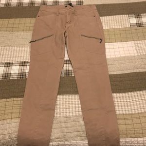 Beautiful tan skinny fitted stretchy pants